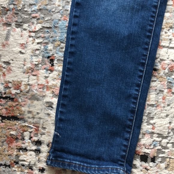 Levi’s size 6 P so comfy look great on. Great condition - Picture 10 of 11